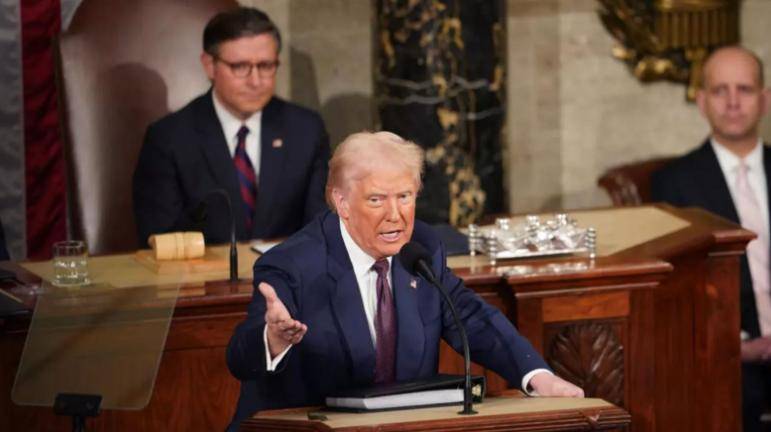 后特朗普下令美国主动归还油轮不朽情缘正版全美多地出现混乱(图2) 后特朗普下令美国主动归还油轮不朽情缘正版全美多地出现混乱(图2)